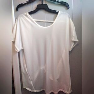 Lululemon Twist back shirt
